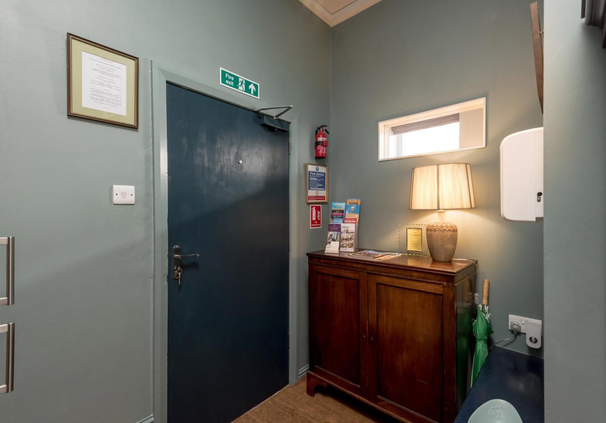 Causewayside Apartment - The Edinburgh Address エクステリア 写真
