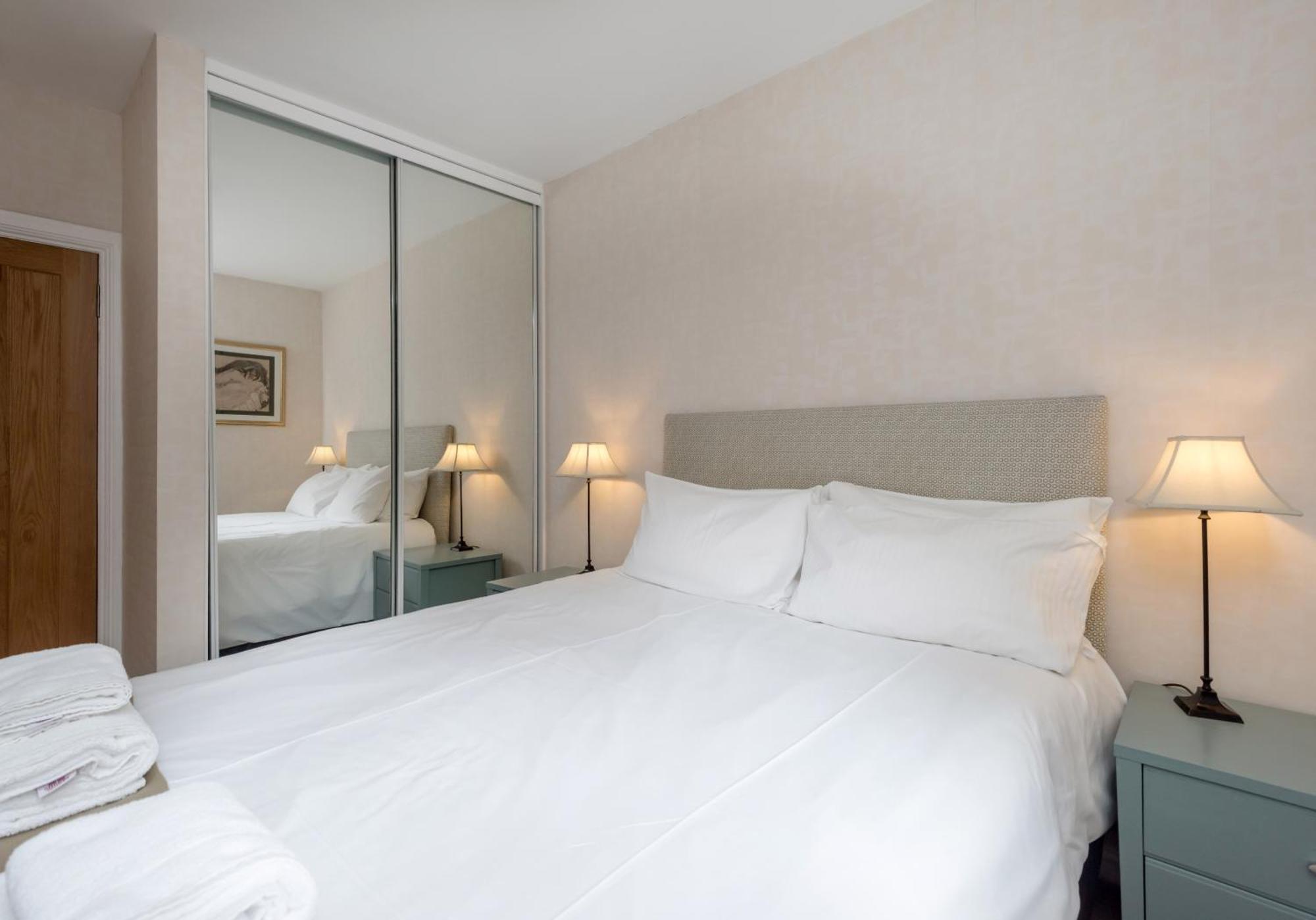 Causewayside Apartment - The Edinburgh Address エクステリア 写真